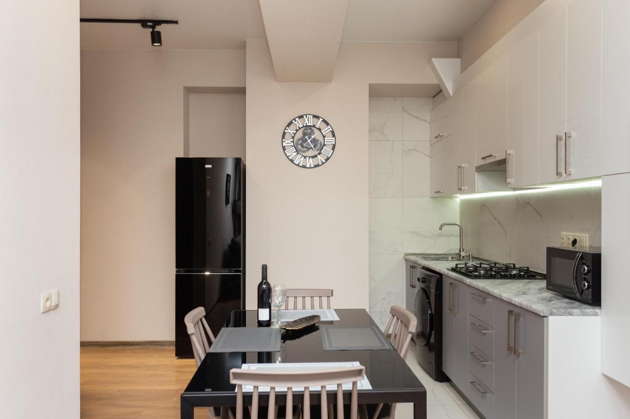 Saburtalo Apartment Tbilisi Ngoại thất bức ảnh